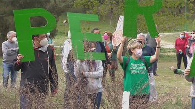 Los vecinos de Perales del Río están hartos de los malos olores por los vertidos al arroyo de la Abulera