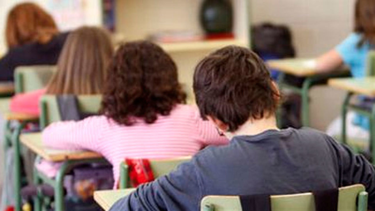 Escolares asisten a clase en un colegio público de Madrid