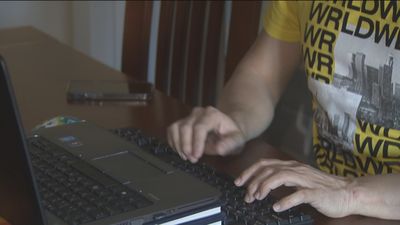 Cómo evitar lesiones y molestias durante el teletrabajo