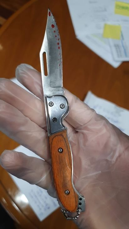 La carta-amenaza a Reyes Maroto tenía un CD que evitaba que la navaja apareciera en el escáner de seguridad