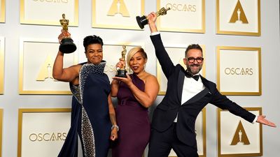 El español Sergio López-Rivera gana el Oscar al mejor maquillaje y peluquería por 'La madre del blues'