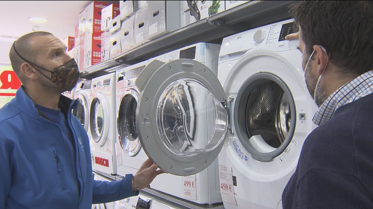 Cómo ahorrar sabiendo los electrodomésticos que más gastan y cuándo