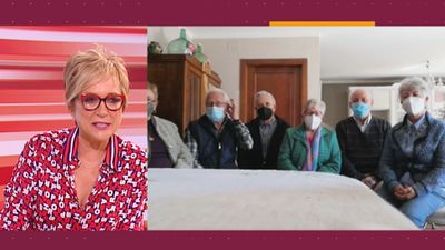 Cinco hermanos se vacunan el mismo día contra la Covid