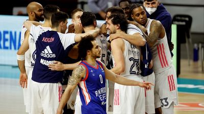 82-76. Un gigante Real Madrid fuerza el quinto partido ante el ogro Efes