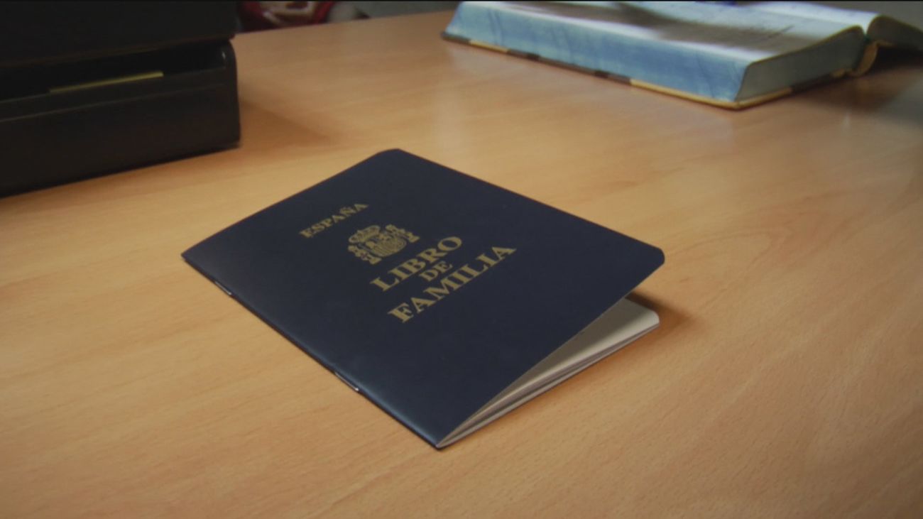 El libro de familia, en formato digital desde este viernes