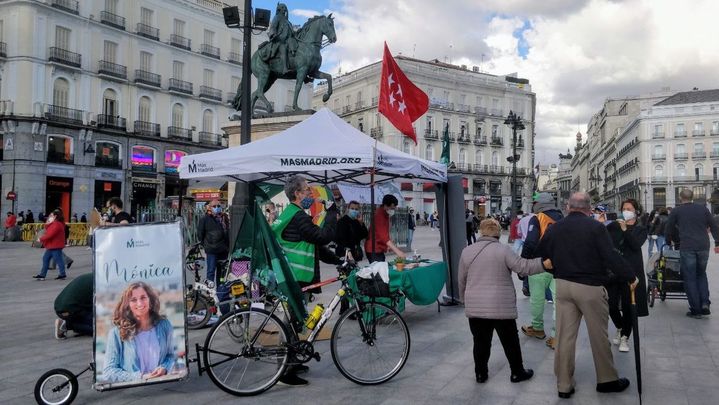 Carpa de Más Madrid en la Puerta del Sol / MAS CENTRO