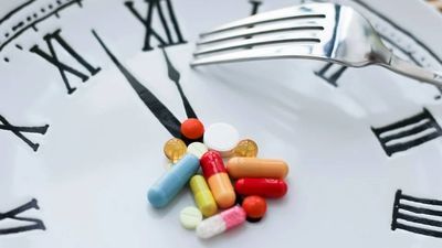 Cuidado con mezclar la comida con algunos medicamentos