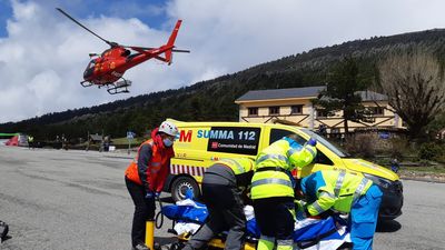 Herido un excursionista tras caer en un pequeño alud en Peñalara