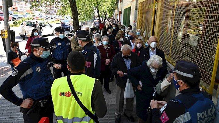 Colas para votar / EFE