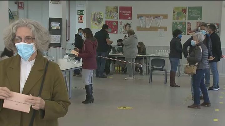 Afluencia de votantes a primera hora de la mañana / Telemadrid