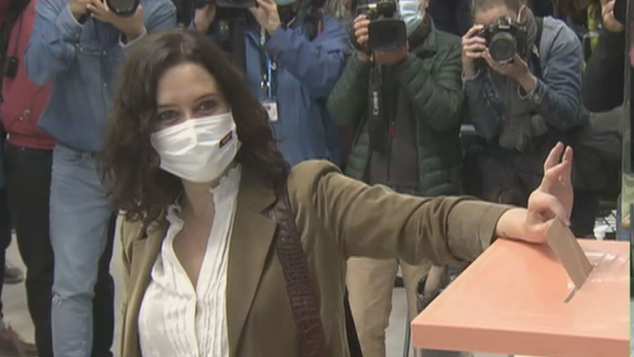 Ayuso: “Hoy elegimos el modelo de Comunidad y de país que queremos y yo sólo deseo que sea en convivencia”