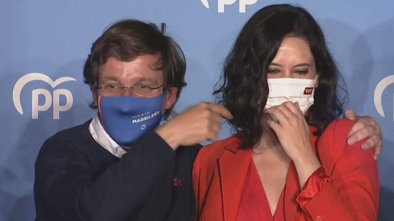 Ayuso prepara un gobierno reducido, austero y monocolor, en el que podrían entrar independientes