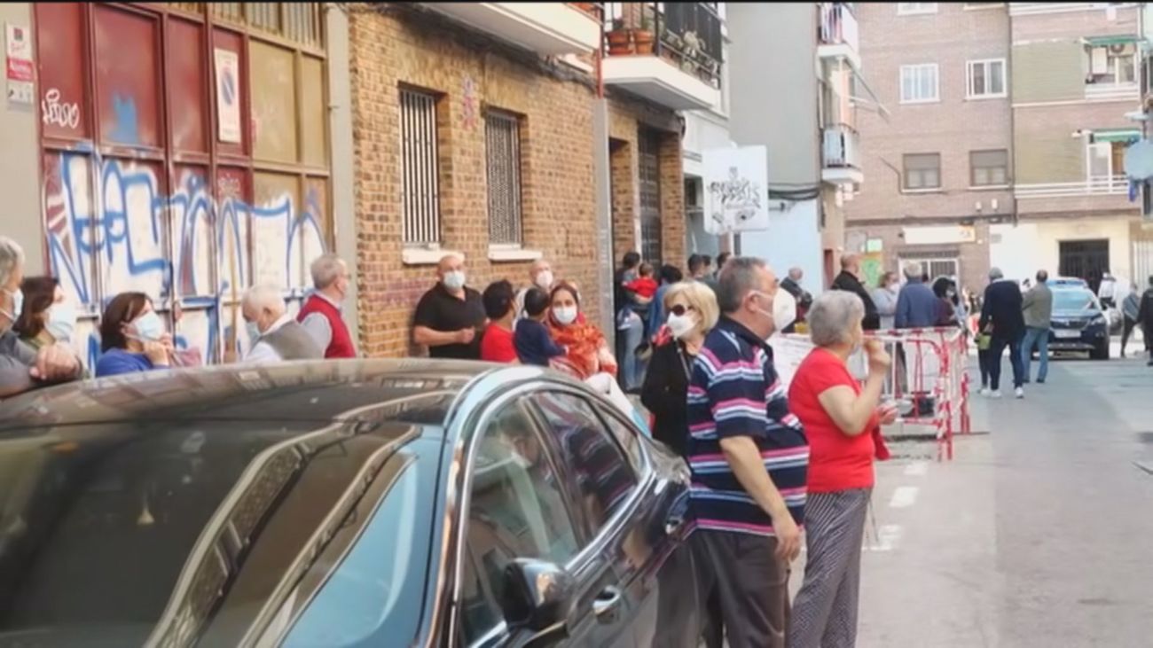 El administrador único de los dos edificios okupados en Carabanchel pide el desalojo