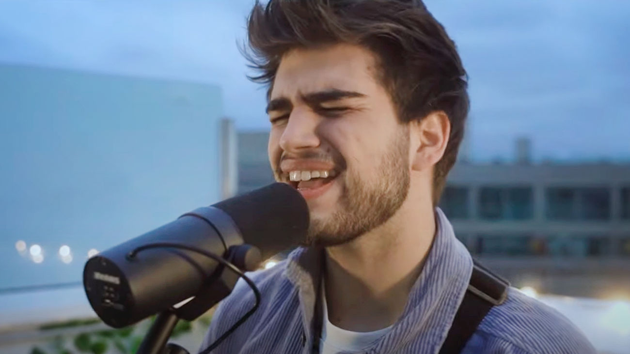 Pablo Moreno nos canta sobre el vértigo a una ruptura sentimental en su nuevo single, 'Apaga las estrellas'