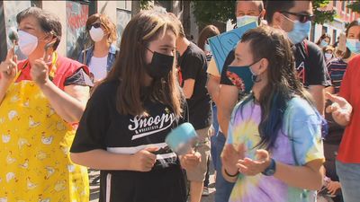 Cientos de vecinos protestan en Arganzuela contra las 'cocinas fantasma'