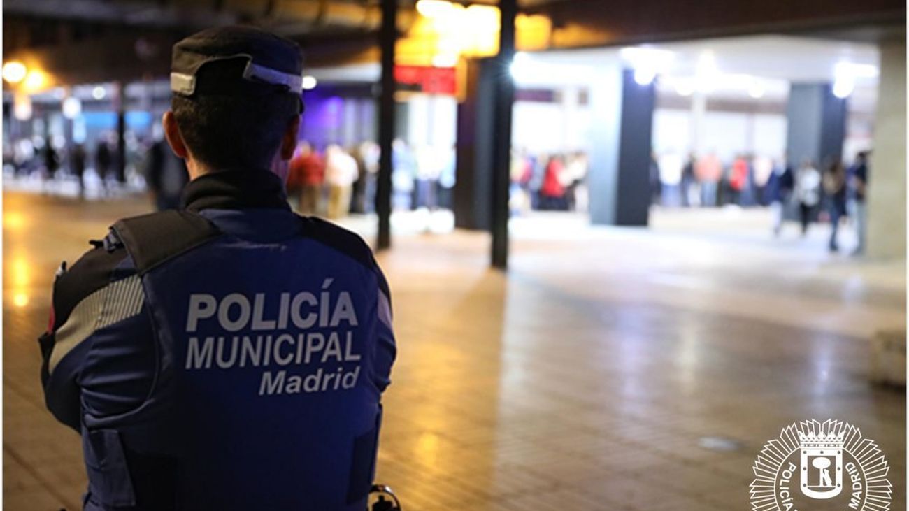 La Policía Municipal refuerza con 200 agentes la vigilancia para evitar botellones y aglomeraciones