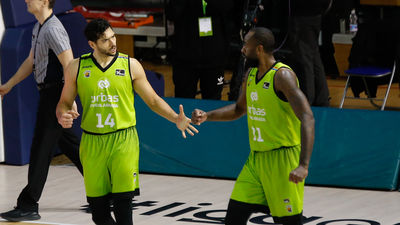 Urbas Fuenlabrada, salvado, 25 jugadores y tres entrenadores después