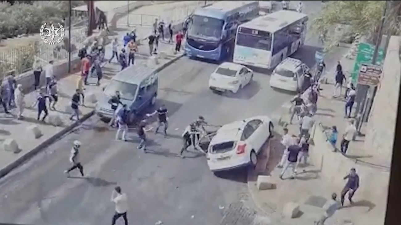 Crece la tensión en Jerusalén y los enfrentamientos dejan más de 300 palestinos heridos