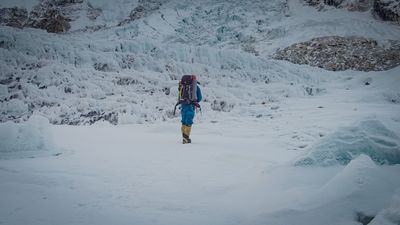 Finaliza una expedición española al Everest ante el avance de la Covid en el Himalaya