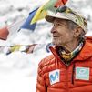 La ascensión al Dhaulagiri de Carlos Soria se complica por el mal tiempo y el covid