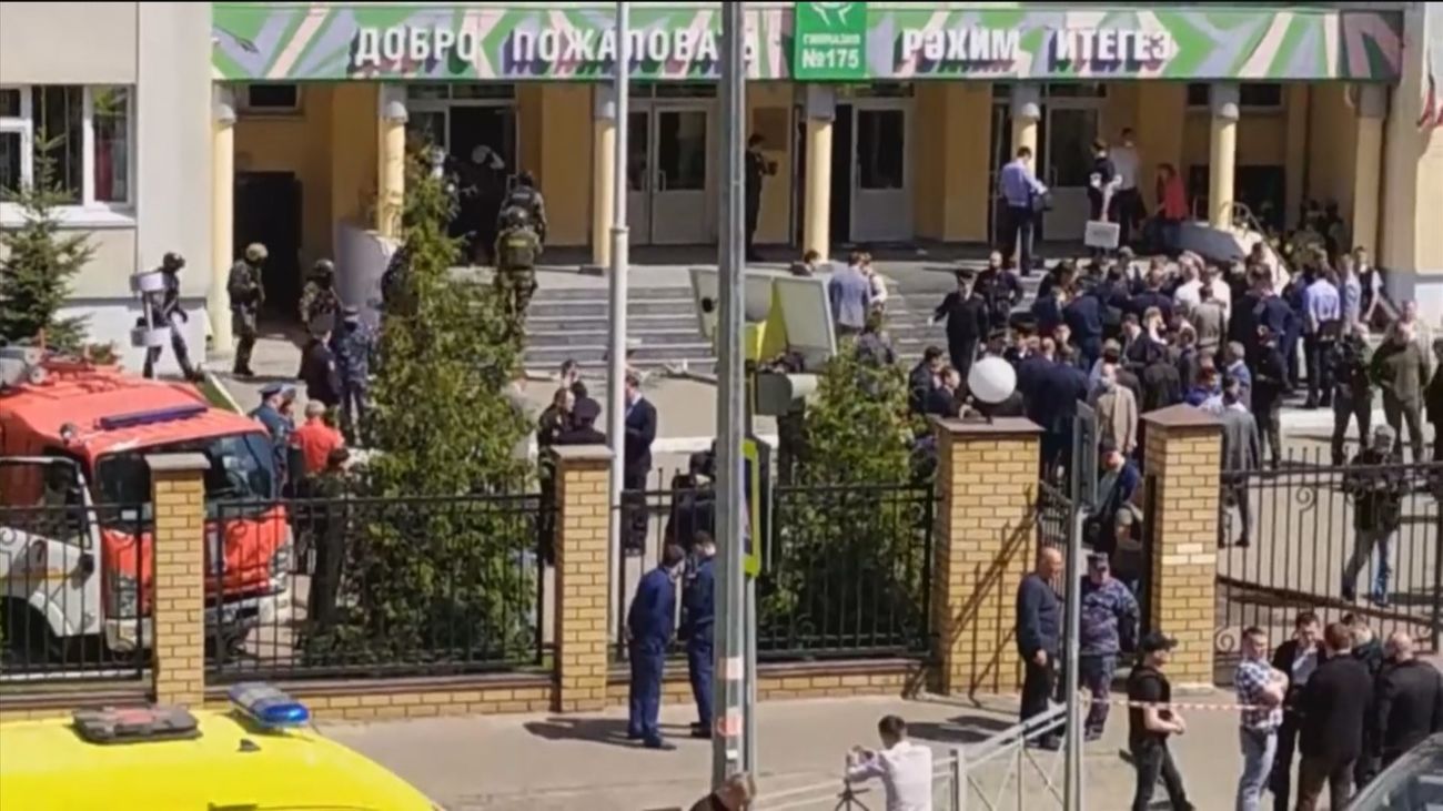 Ocho muertos, 7 niños y una profesora, en un tiroteo en una escuela en Kazán (Rusia)