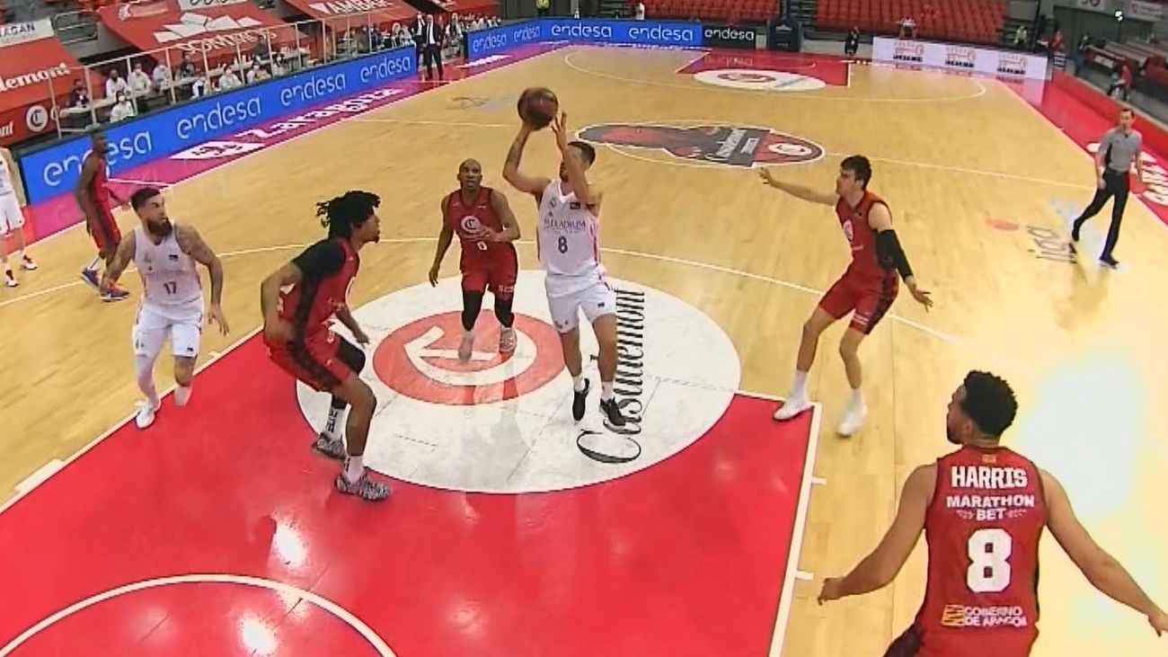 El Gobierno autoriza la vuelta del público a las ligas de fútbol y baloncesto