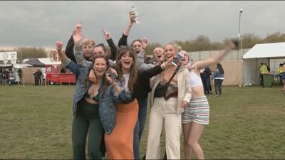 Las ventajas de alcanzar la inmunidad de grupo que ya disfrutan algunos países de Europa