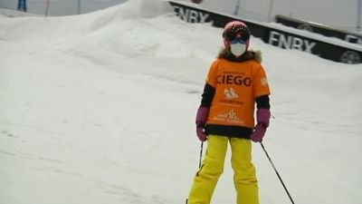 Esquí para personas con discapacidad visual en Madrid