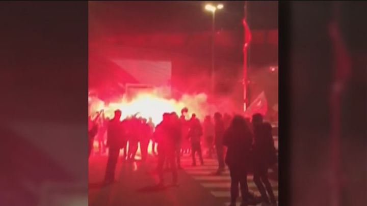 Celebraron los goles con bengalas / Telemadrid