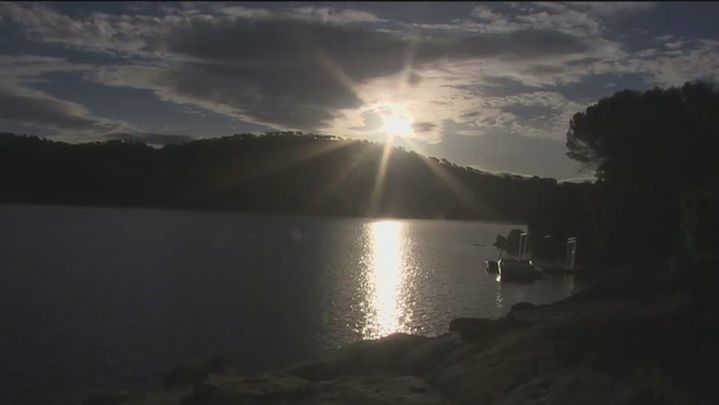 Amanecer en el Pantano de San Juan / Telemadrid