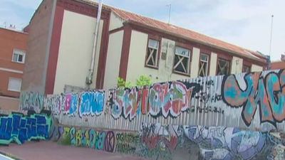 El viejo colegio de San José de Vallecas convertido en un mercado de la droga