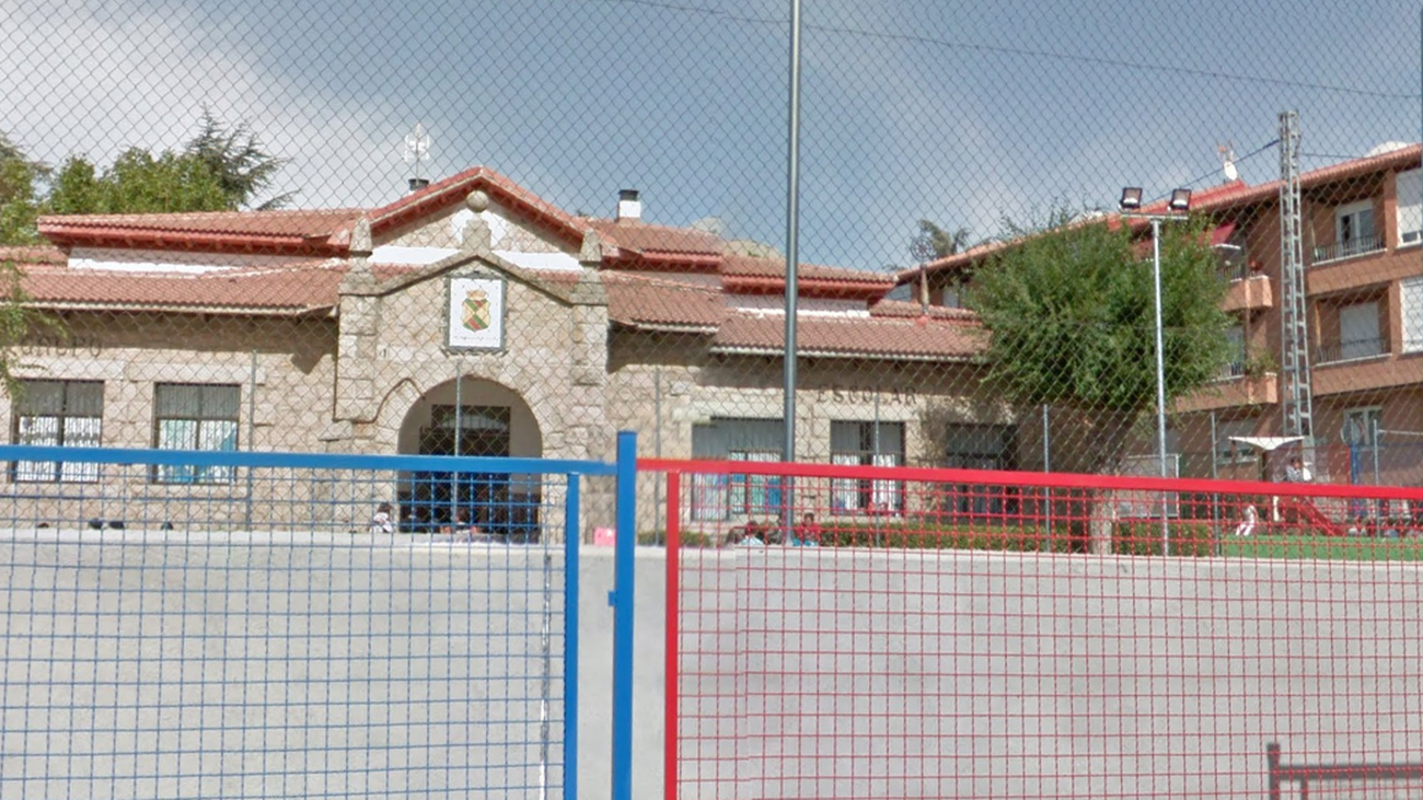 Colegio público Virgen de Peña Sacra, en Mazanares El Real