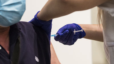 Los vacunados y curados de la Covid pueden transmitir el virus aunque no tengan síntomas