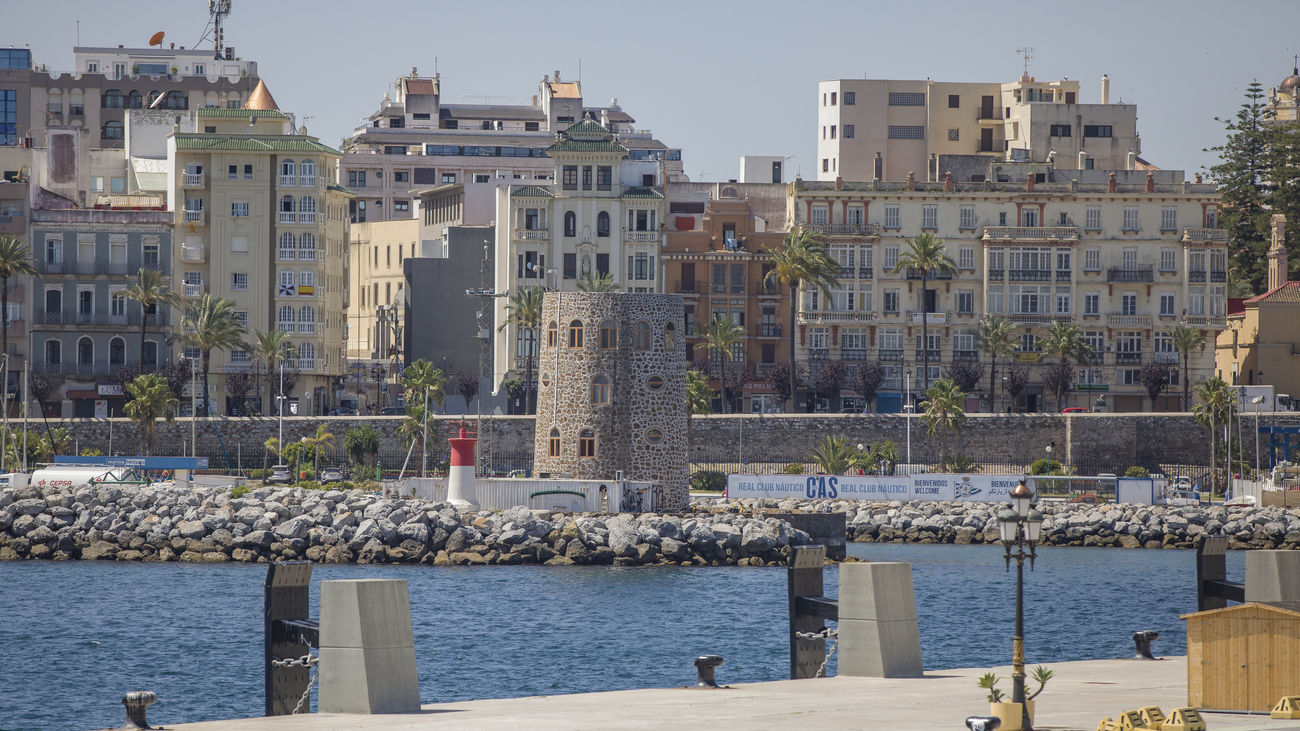 Más de la mitad de los estudiantes de Ceuta no acude a clase y muchos negocios no abren