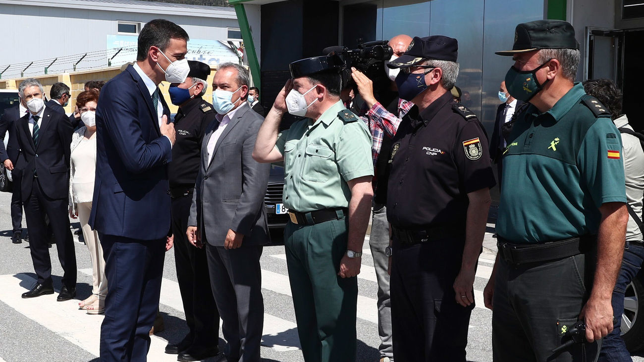 El presidente del Gobierno, Pedro Sánchez, a su llegada esta tarde a Ceuta esta semana