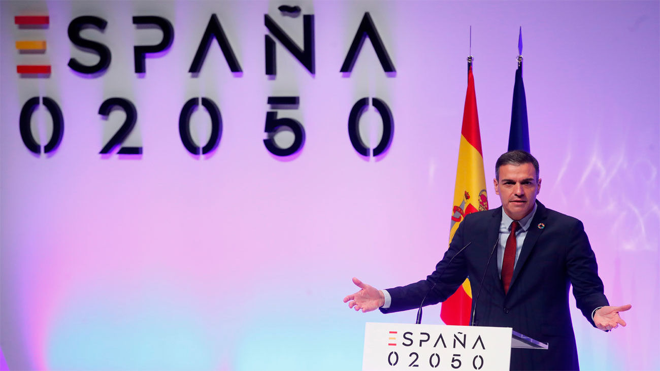 Sánchez plantea debatir la "España que queremos" en 30 años