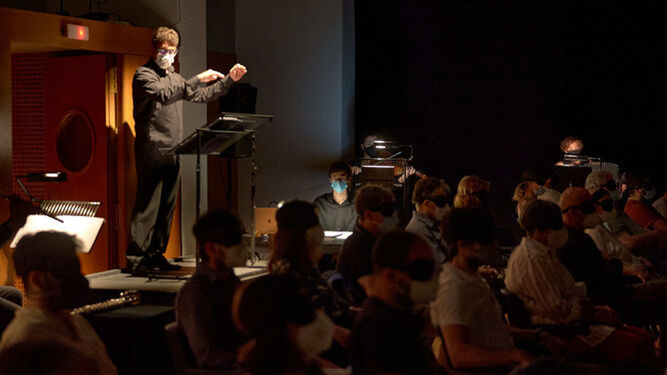 Teatro musical a oscuras, una nueva experiencia sensorial en los Teatros del Canal