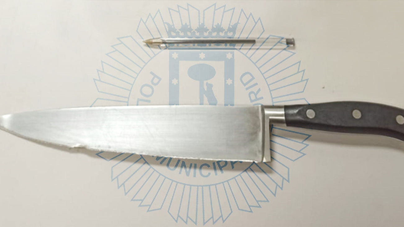 Detenido un hombre por atacar a otro con un cuchillo de 24 cm en una plaza en Lavapiés