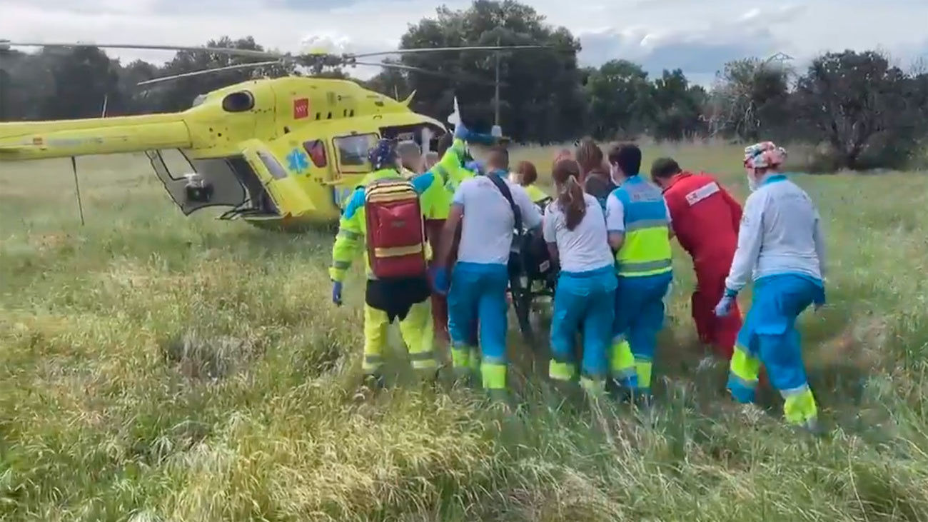 Un motorista muy grave al caerse en la M-528, en Galapagar