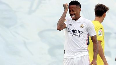 Militao sufre una lesión muscular en el cuádriceps