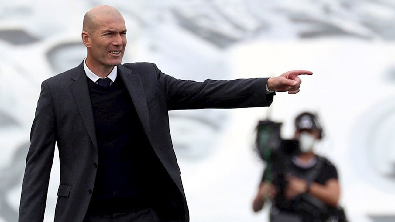 Zidane no desvela su futuro: "Voy a hablar con el club tranquilamente"