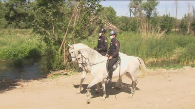 La Policía Nacional patrulla el río Guadarrama para evitar  vertidos de basura a sus aguas