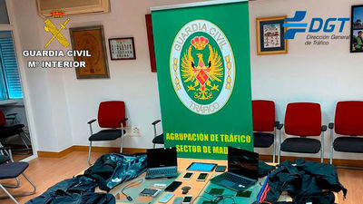 Desarticulado en Madrid un grupo organizado dedicado a copiar en los exámenes del permiso de conducir