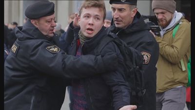 Bielorrusia afronta duras sanciones tras el desvío de un vuelo comercial para detener a un periodista