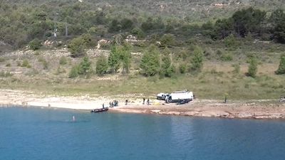 Hallan un vehículo con dos personas fallecidas en el pantano de Entrepeñas