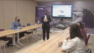 Cuando tras ser despedido el trabajo es buscar empleo