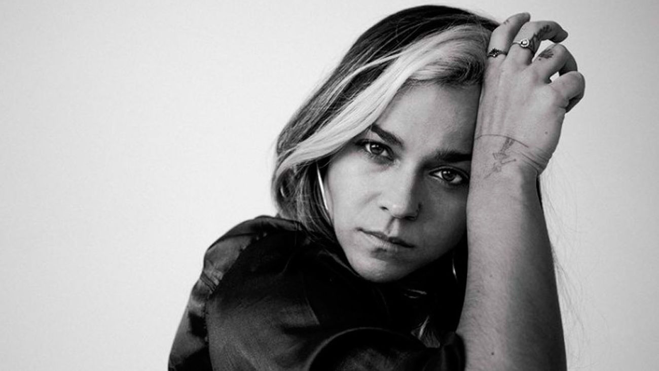 Yoly Saa, de tocar en el Metro a llenar el Teatro Lara en Madrid