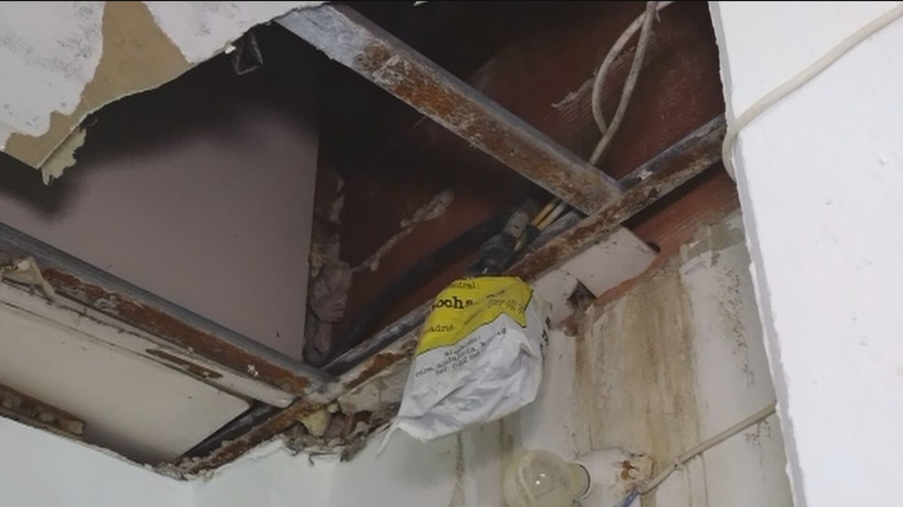 El lamentable estado de un trastero de Pinto: "Parece una piscina"