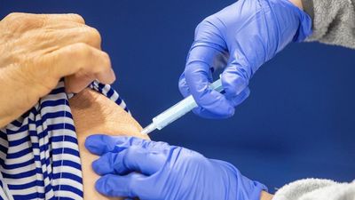 Más del 20% de la población española ya está inmunizada con la vacuna completa