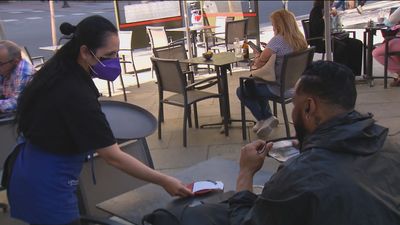 El sector de la hostelería es el que más ha contribuido a la bajada del paro en Madrid